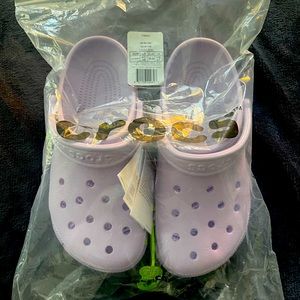 Cute CROCS . Unisex M8 W9
